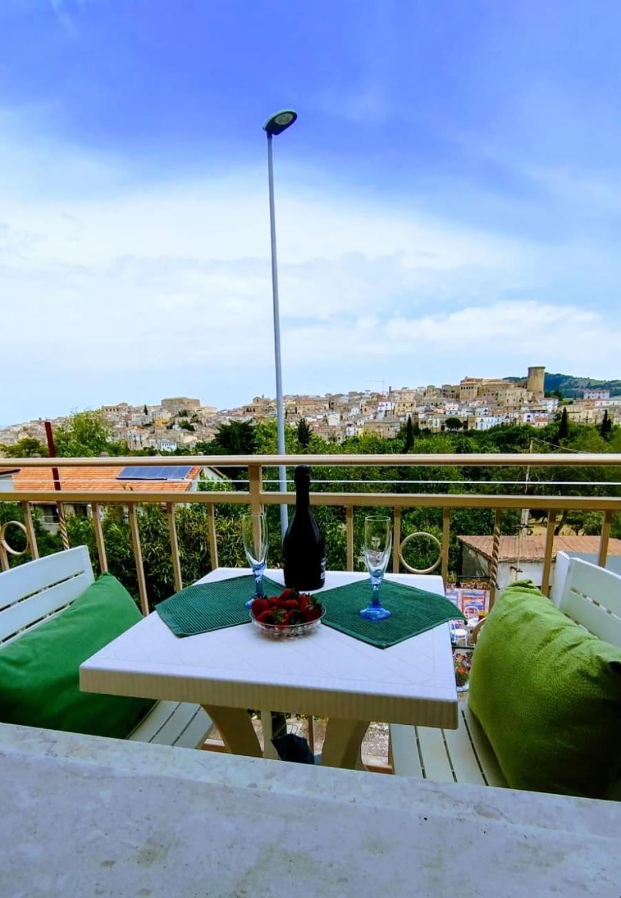 Comfort, Parcheggio E Balcone Su Tricarico In Basilicata, Io Sono Qui Εξωτερικό φωτογραφία